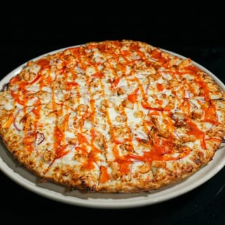 Large Blazin Buffalo Pizza